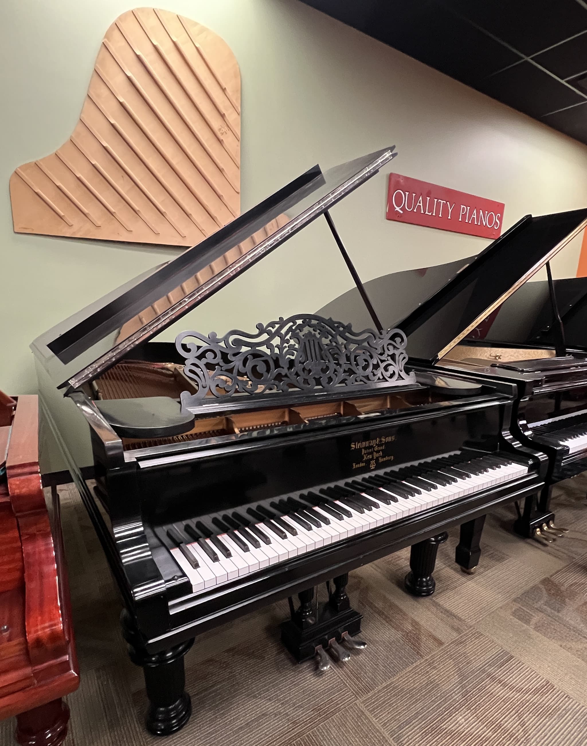 Steinway C — thumbnail 2